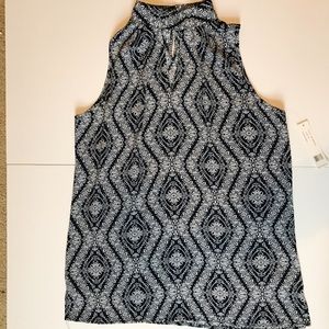 NWT navy and white print sleeveless blouse